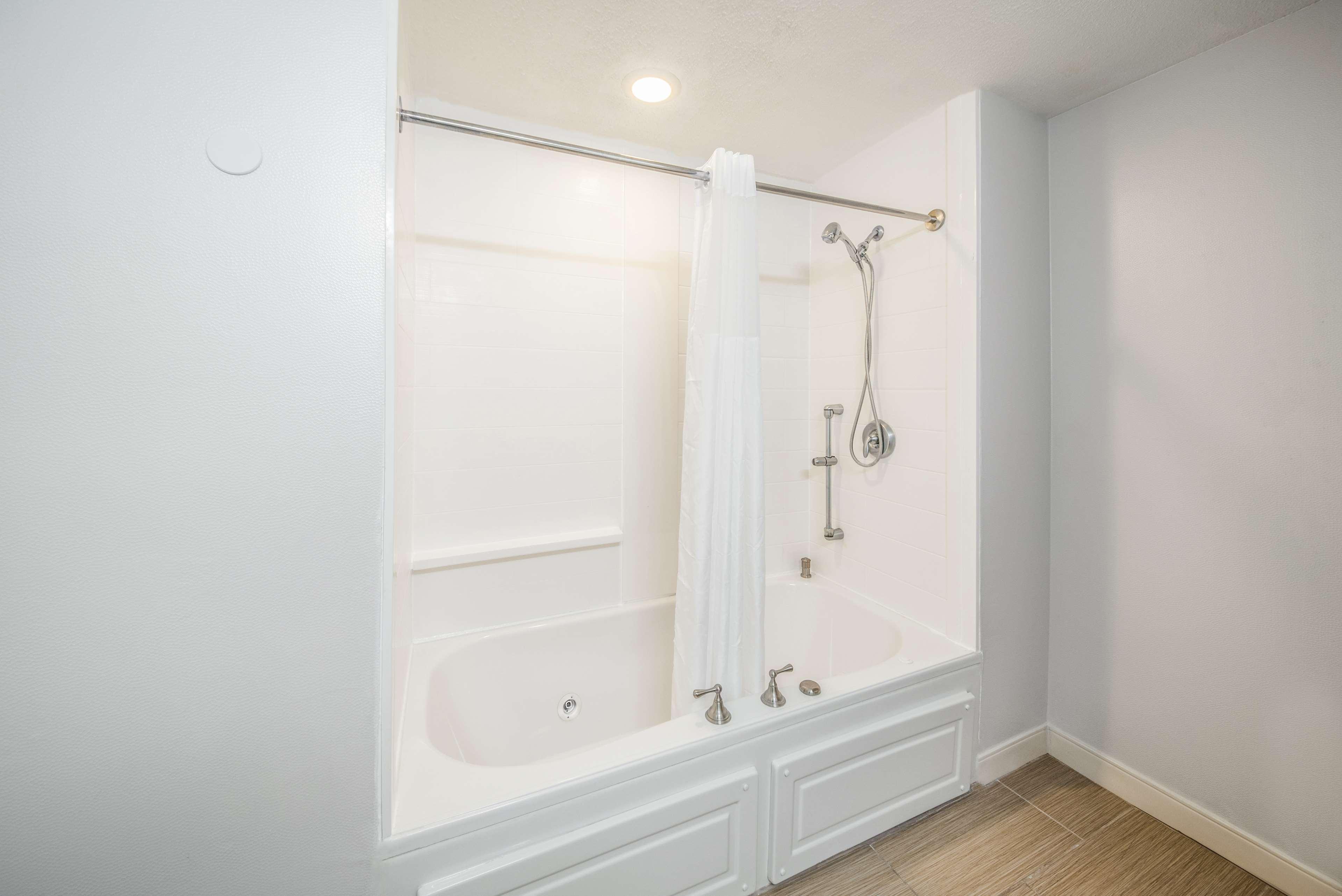 Hampton Inn Greenfield Bagian luar foto