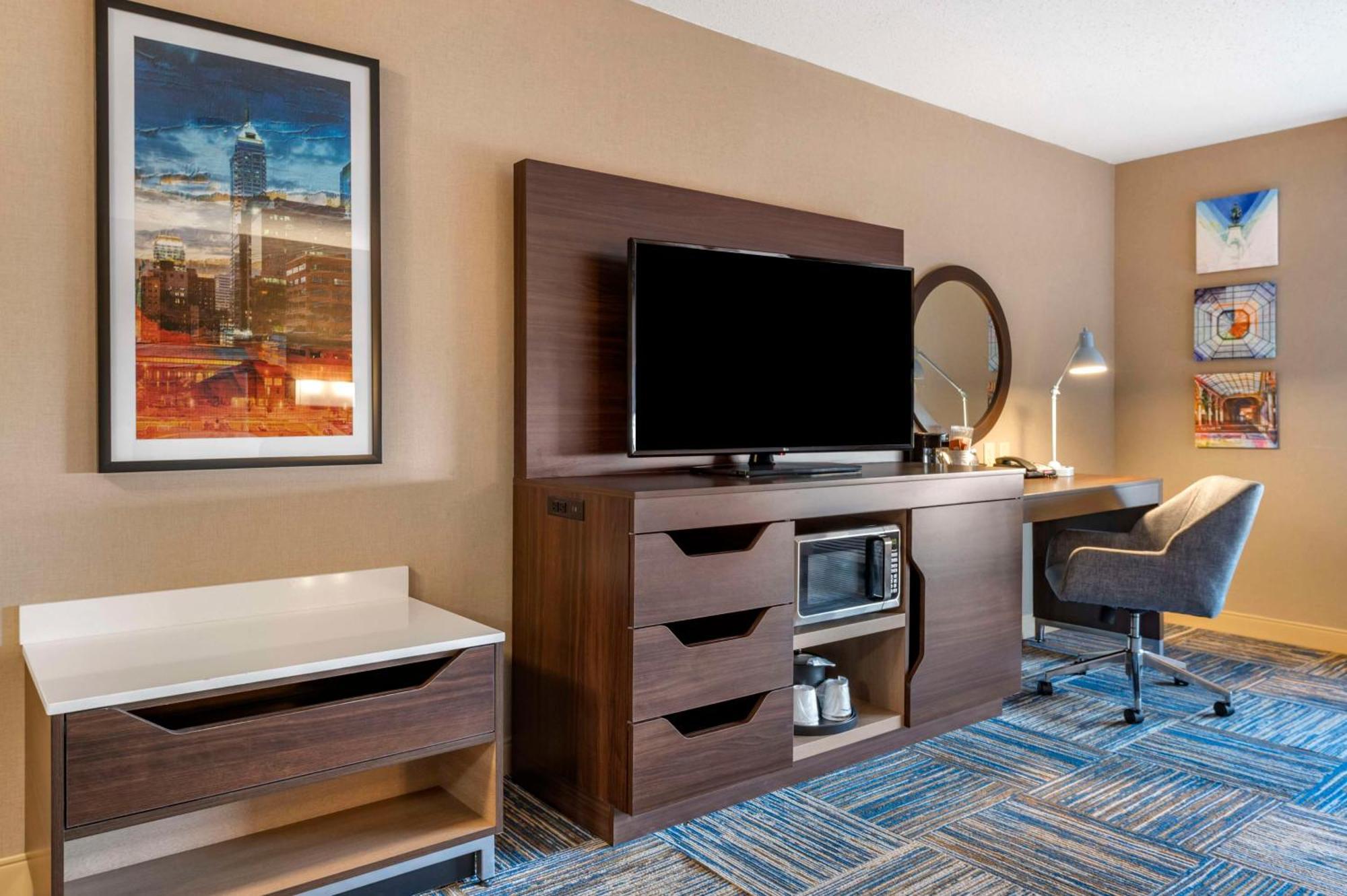 Hampton Inn Greenfield Bagian luar foto